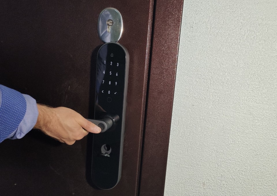 Smart lock